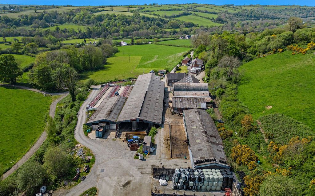 Property photo 3 of 54 Picture No. 36