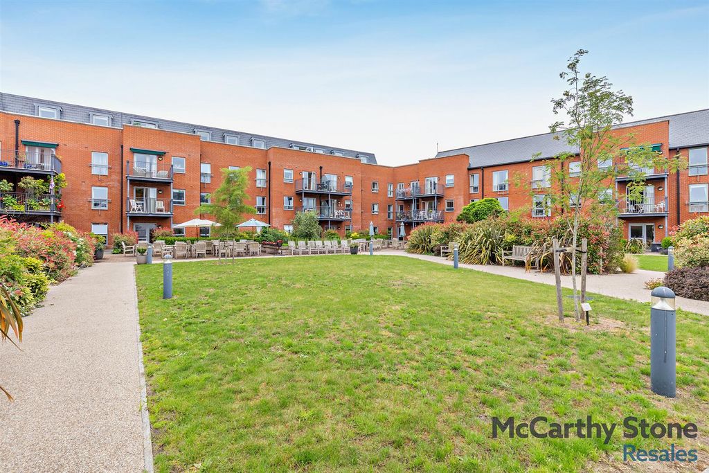 Additional image 31 of 2 bed flat for saleMonument Place, Endless Street, Salisbury SP1