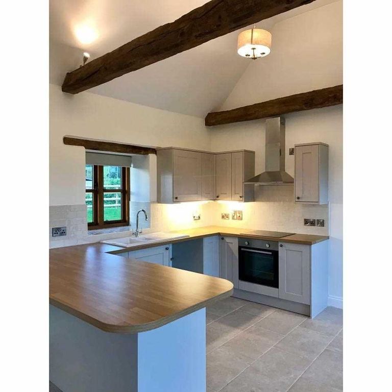 Property photo 2 of 20 Kitchen