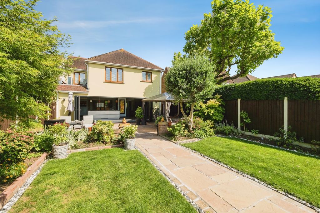 Property photo 3 of 43 Pbox-Img.Jpg