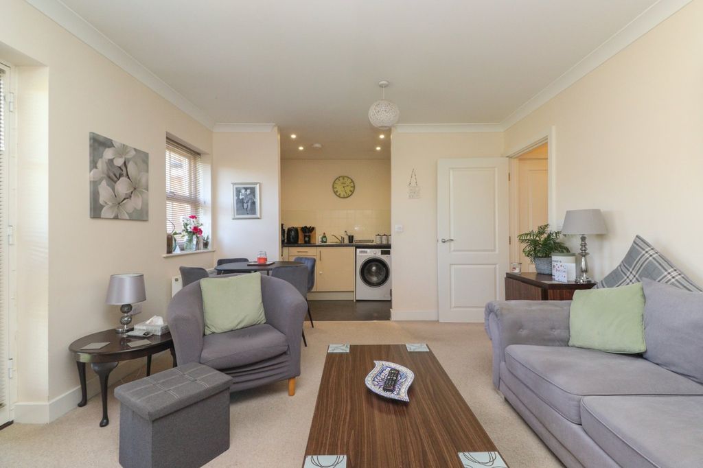 Property photo 3 of 11 Picture 3