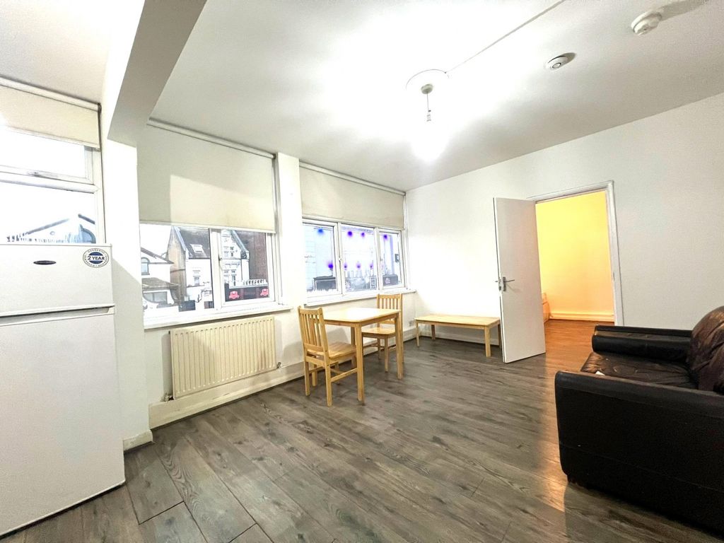 Property photo 2 of 10 Gallery