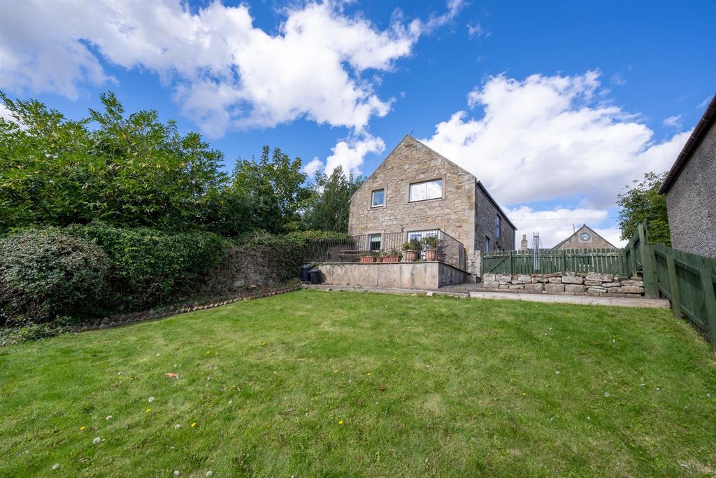 Property photo 1 of 22 The_Coach_House-16.Jpg