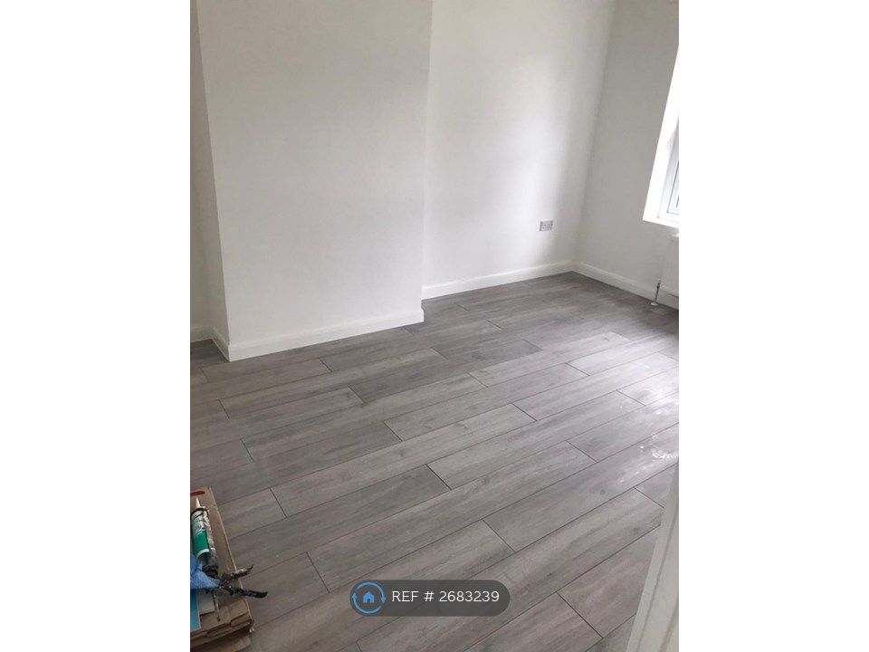 Property photo 3 of 16 Bedroom 1