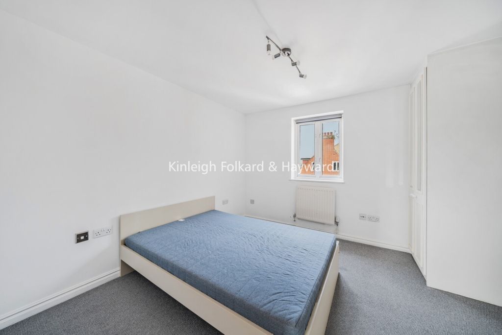 Property photo 3 of 9 d35575Ba-Bba4-496c-B