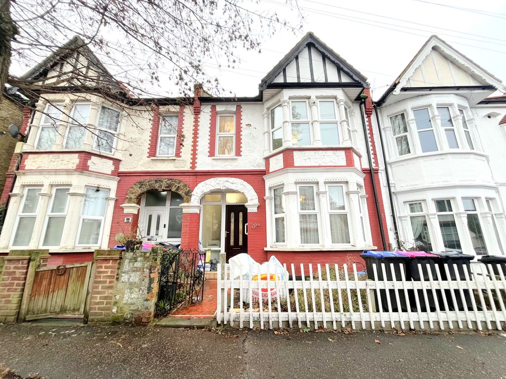 Property photo 1 of 6