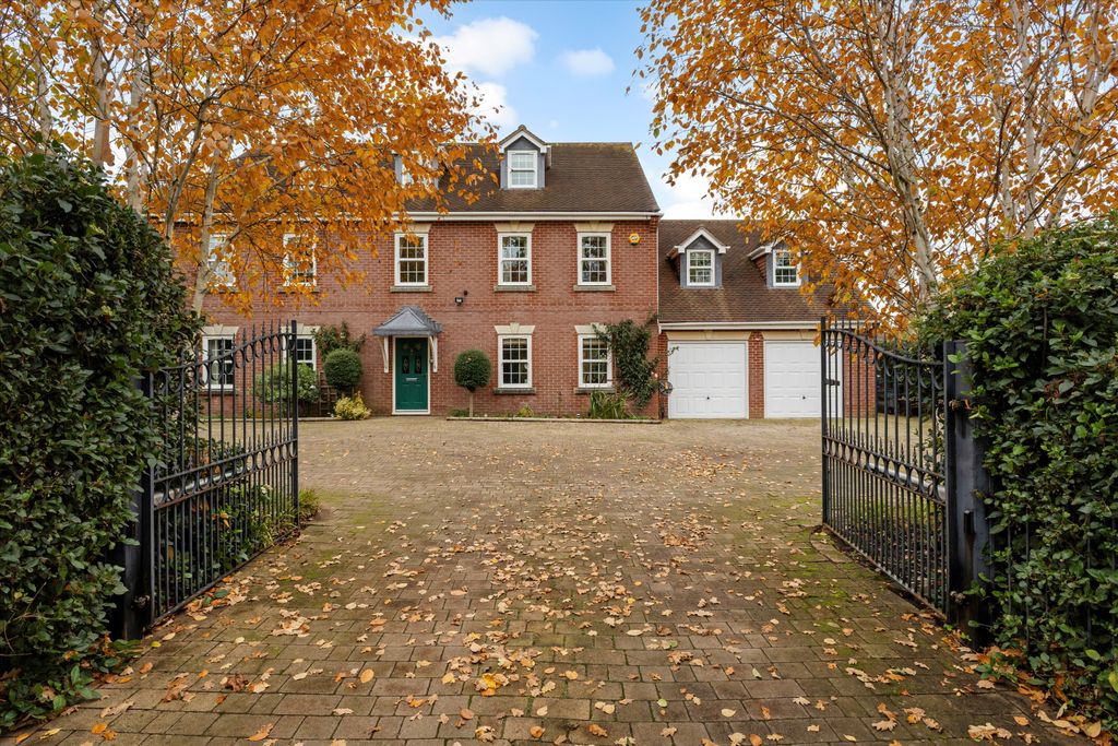 Property photo 1 of 16 Image