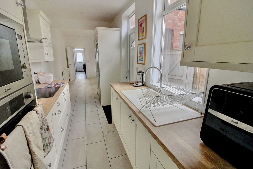 Property photo 3 of 24 3