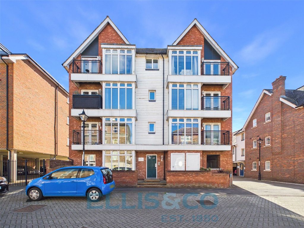 Property photo 1 of 12 Picture No. 01