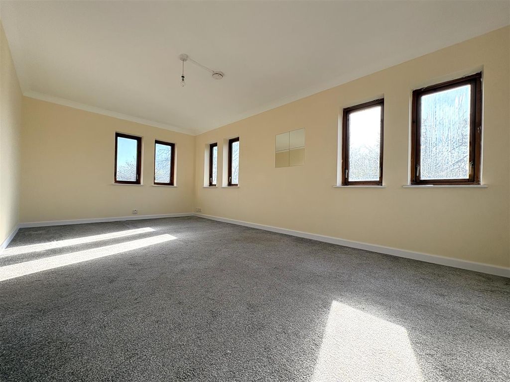 Property photo 3 of 6 Image00002.Jpeg