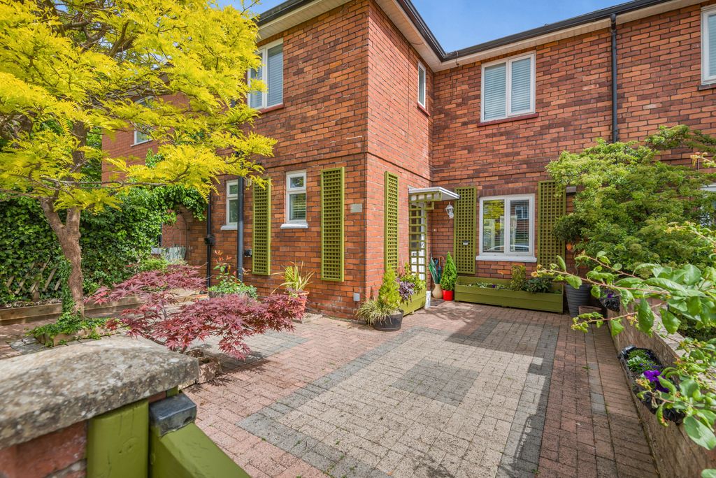 Property photo 1 of 29