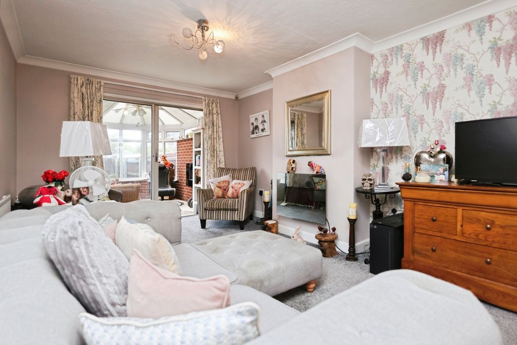 Property photo 3 of 20 Pbox-Img.Jpg