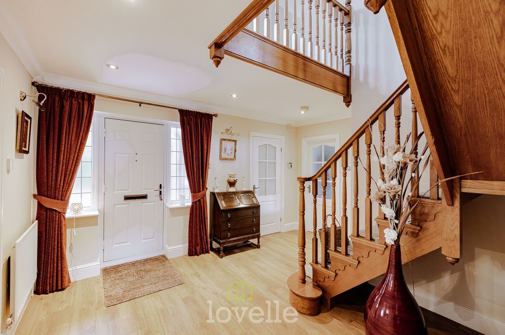 Property photo 2 of 41