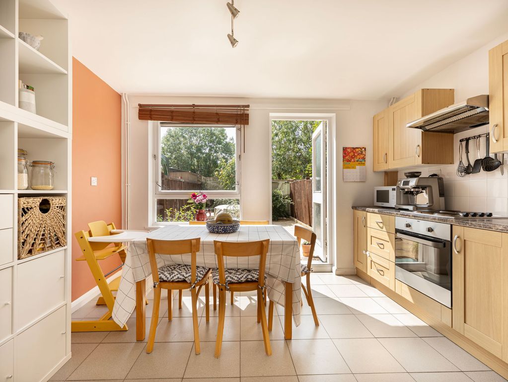 Property photo 1 of 14 Kitchen