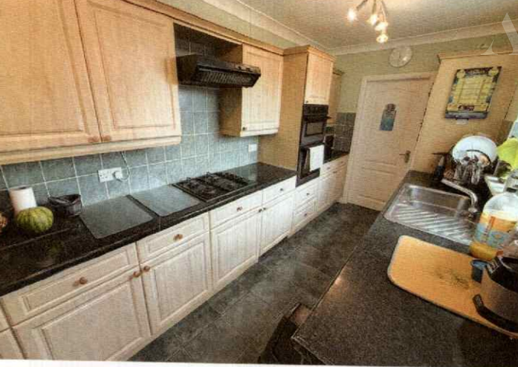 Property photo 2 of 12 6 Grange Avenue Kitchen