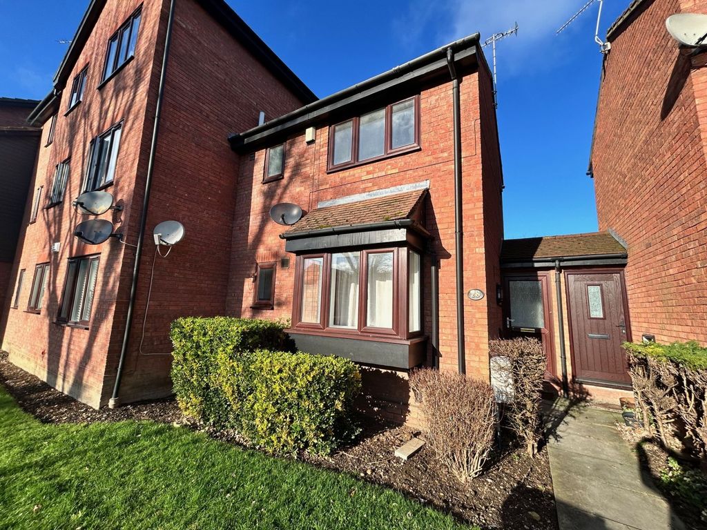 Property photo 1 of 5