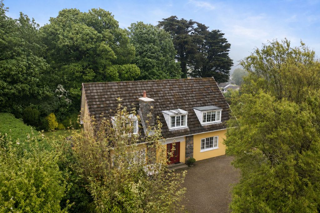 Property photo 1 of 29