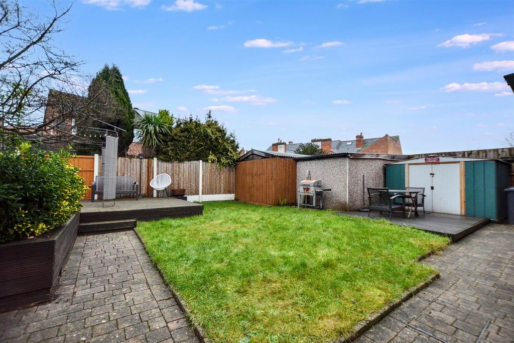 Property photo 2 of 22 Garden_2.Jpeg