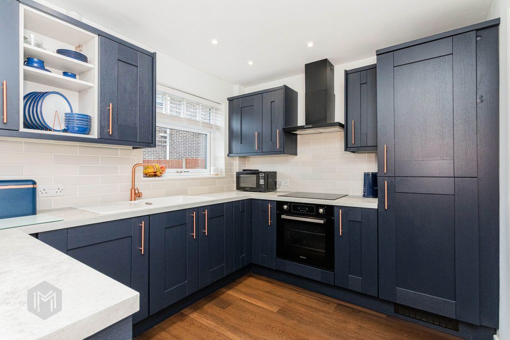 Property photo 2 of 22 Picture No. 06