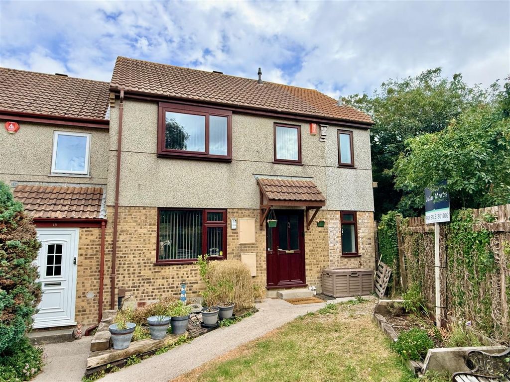 Property photo 2 of 20 Kidwelly Close, Plympton, Plymouth Pl7 2Fl