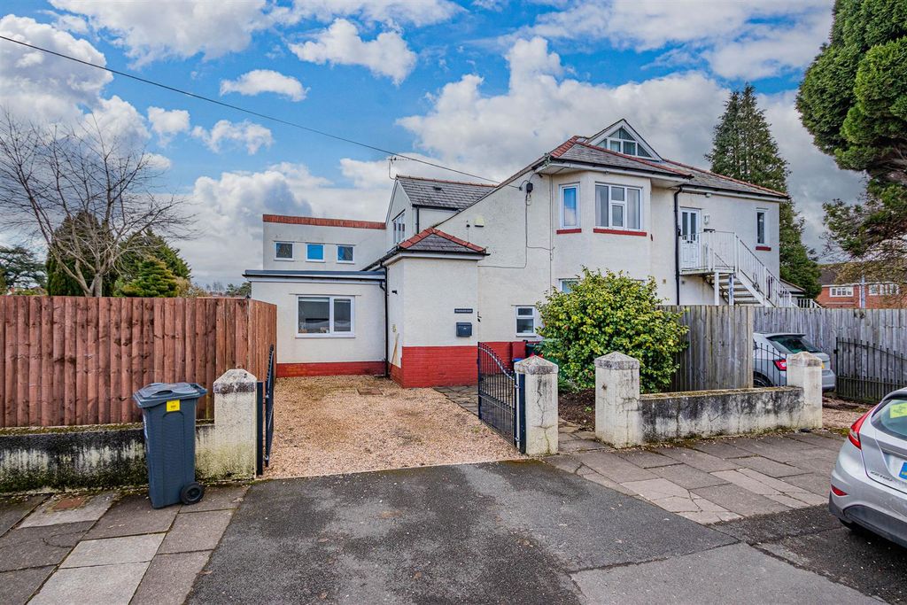 Property photo 1 of 12 Llantrisant Road 42 Lower (1 Of 12).Jpg