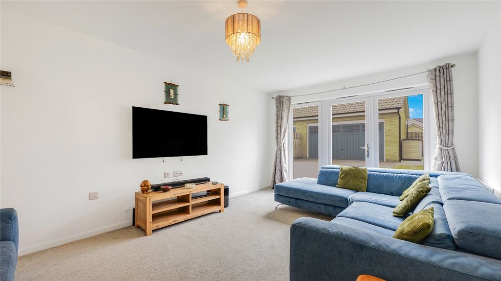 Property photo 3 of 26 Picture No. 06