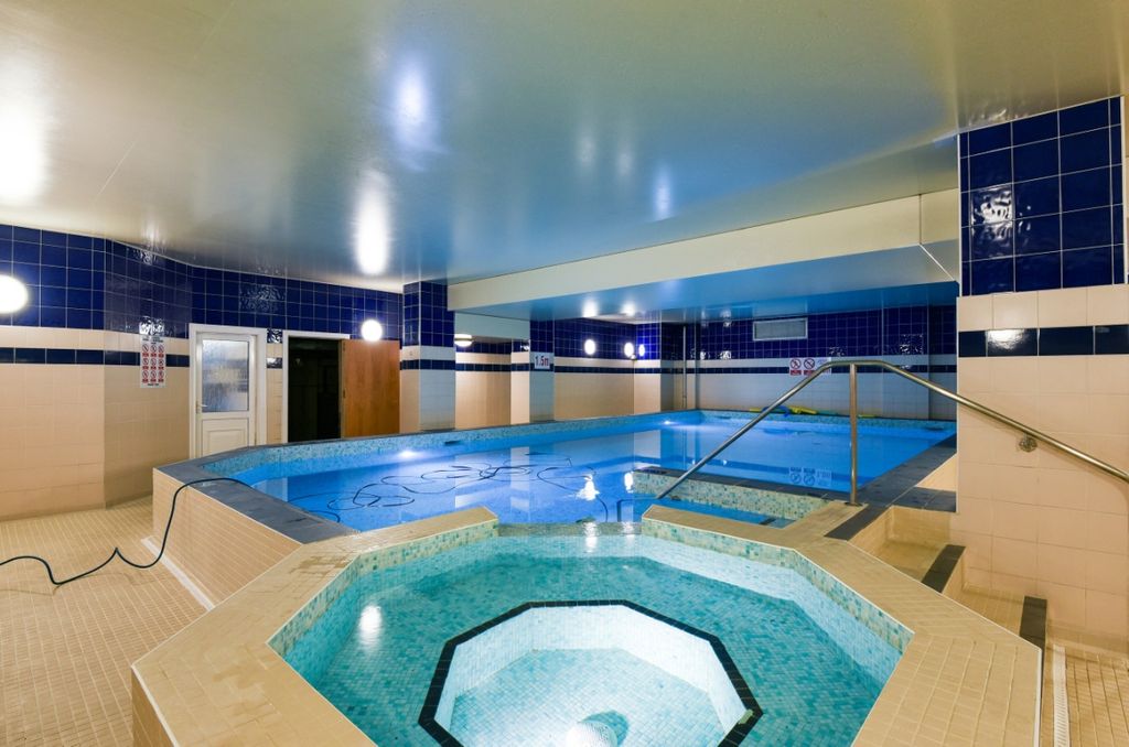 Property photo 3 of 11 Swimming Pool
