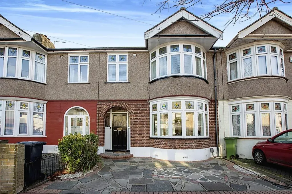 Property photo 1 of 13