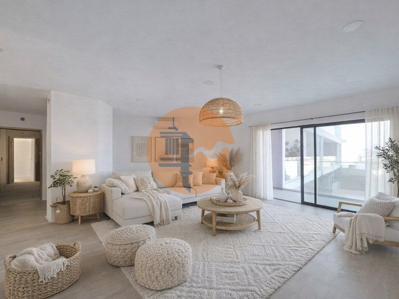 Property photo 2 of 32