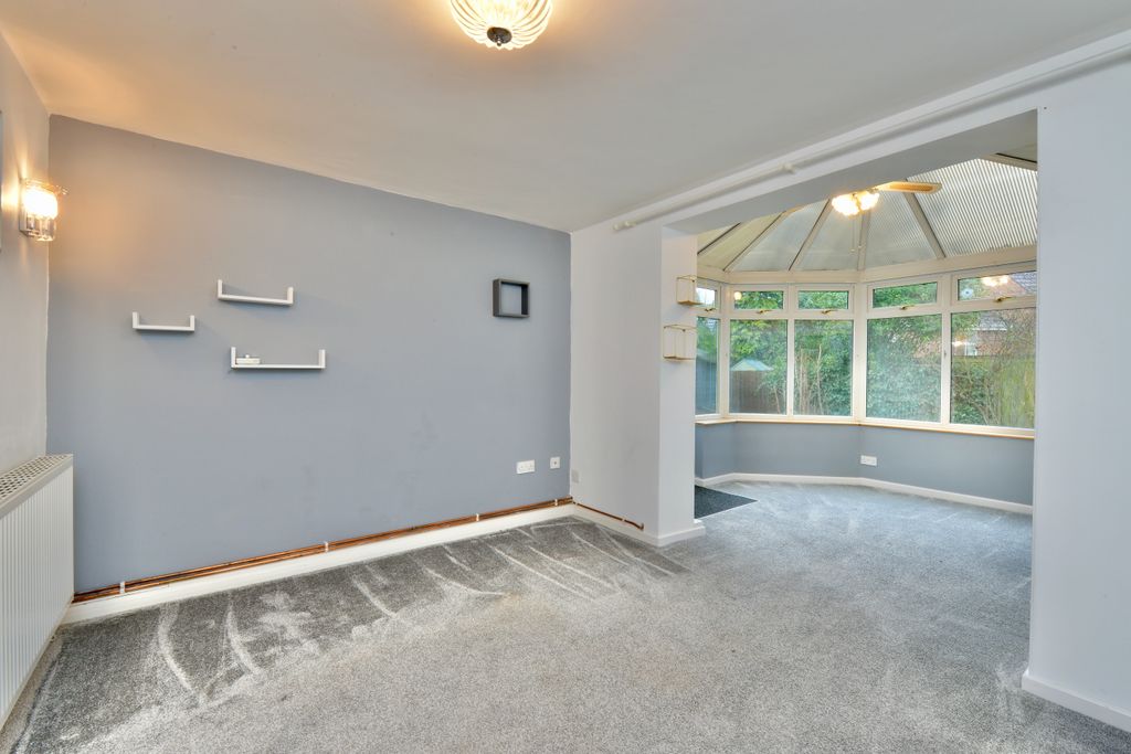 Property photo 3 of 10 2