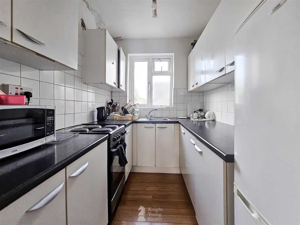 Property photo 2 of 17 Tw03086 (14).Jpg