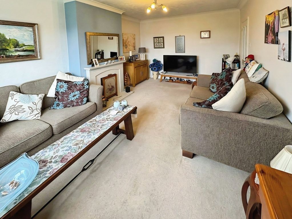 Property photo 3 of 10 Pbox-Img.Jpg