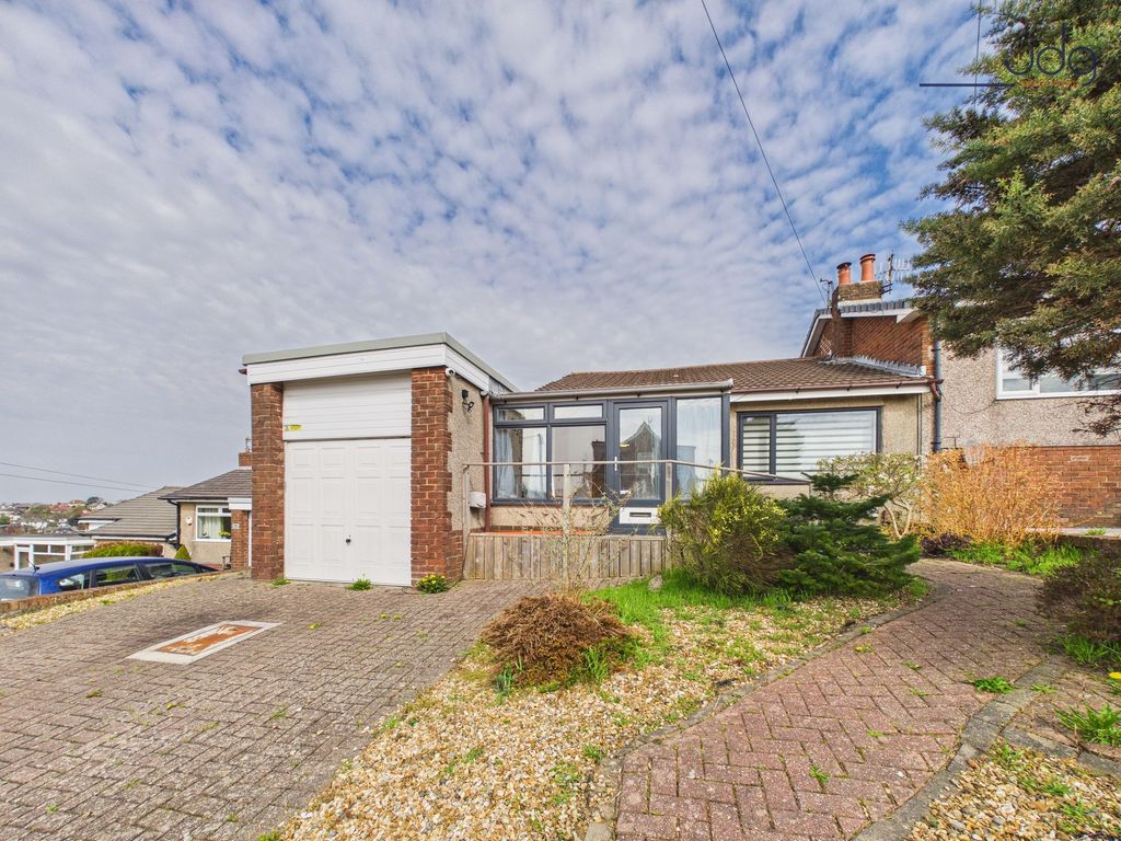 Property photo 1 of 17 Welcome To Hala Hill