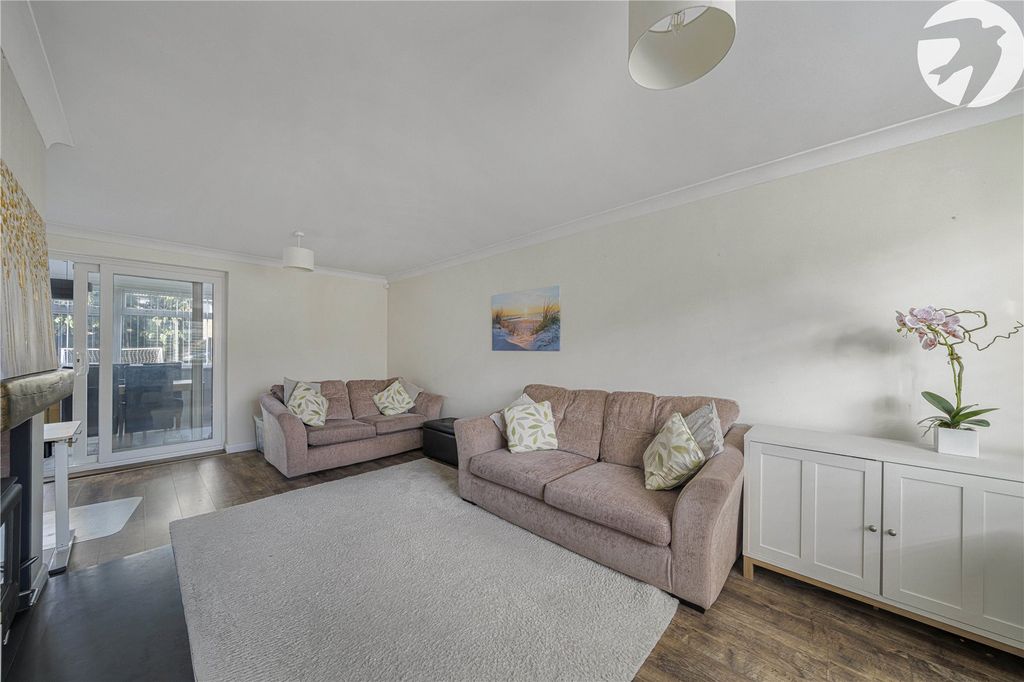 Property photo 3 of 26 Reception