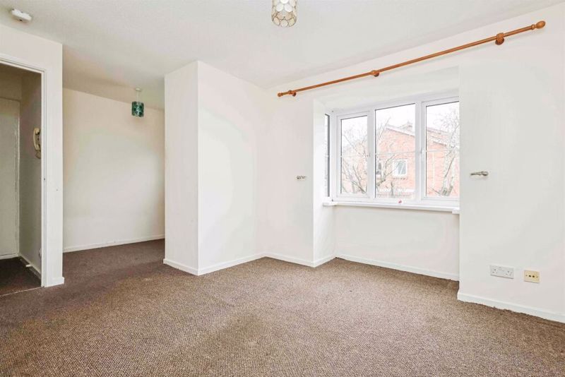 Property photo 3 of 16 Photo 10