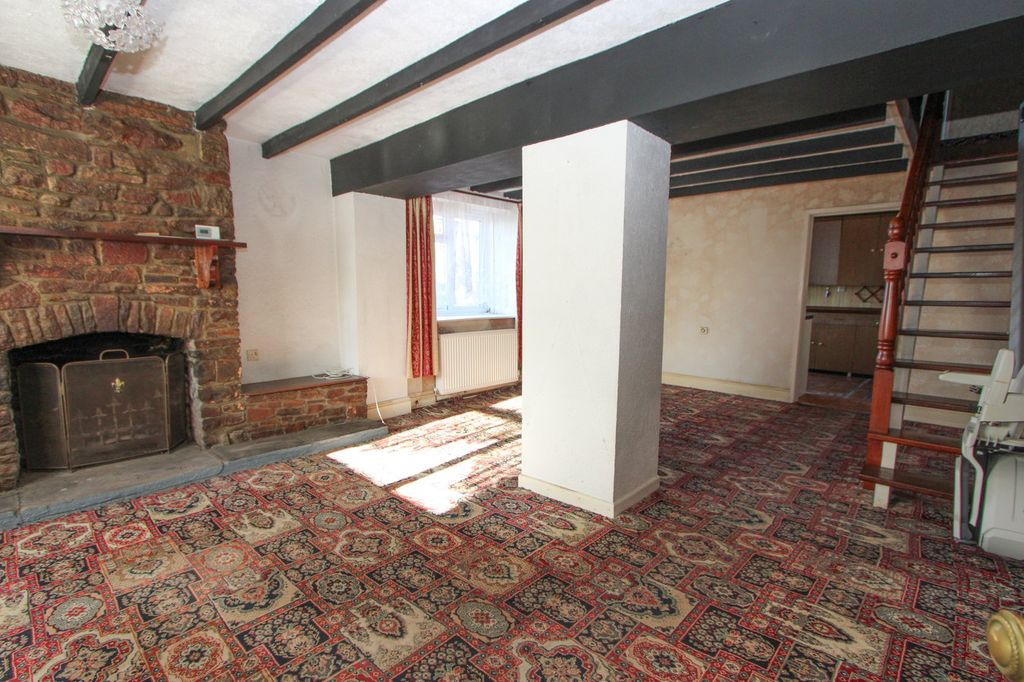 Property photo 3 of 21