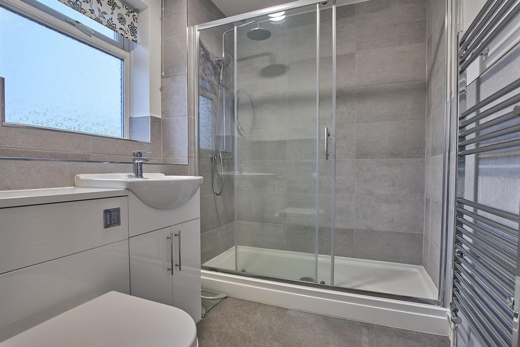 Property photo 3 of 18 Refitted Rear Shower Room