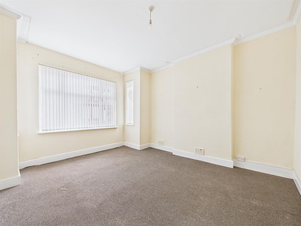 Property photo 3 of 16 Cam03604G0-Pr0083-Still002.Jpg