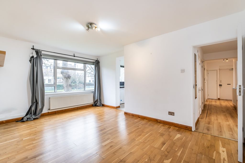 Property photo 3 of 8 3