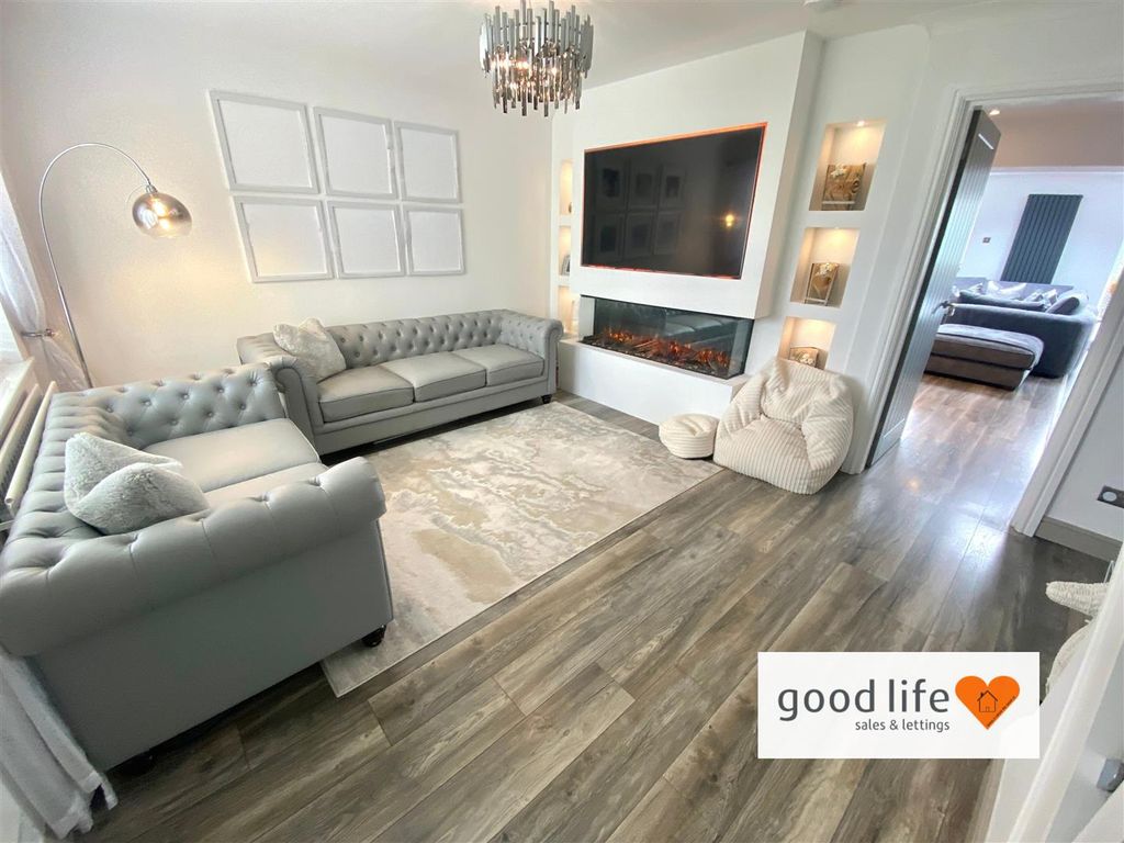 Property photo 3 of 17 20260511_111350496_Ios40Cricklewood.Jpg