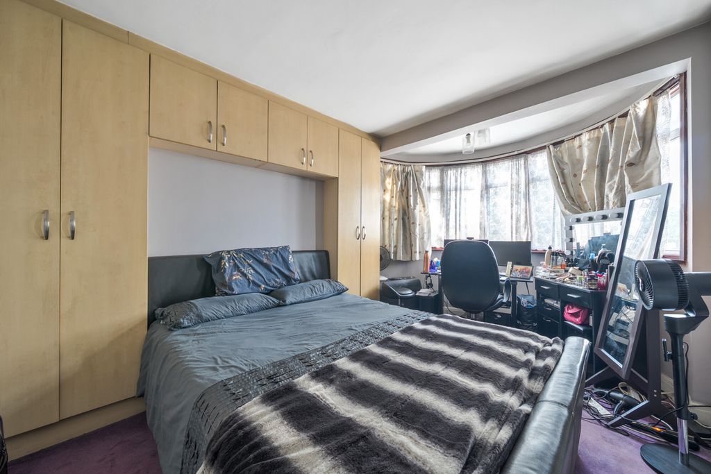 Property photo 3 of 14 1307094-21-6842B4...