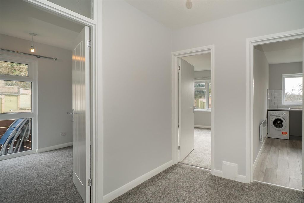 Property photo 2 of 13 35-Fern-Drive-1002.Jpg