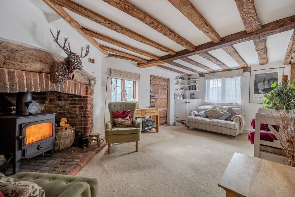 Property photo 2 of 10