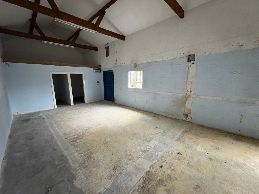 Property photo 3 of 5 Photo 5