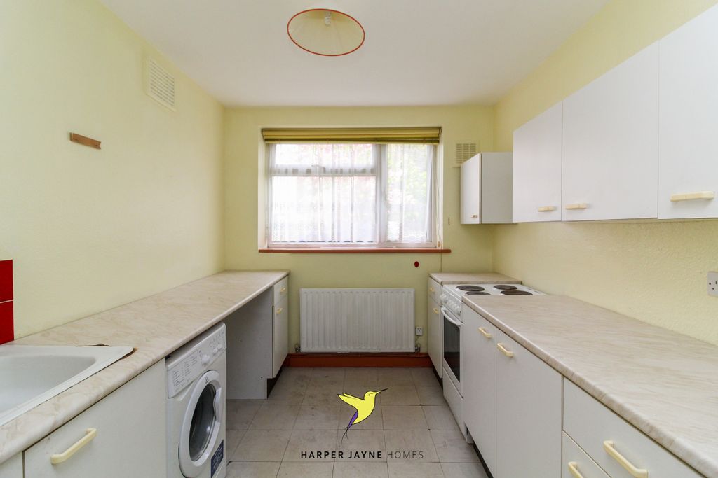 Property photo 3 of 6 Img_7192