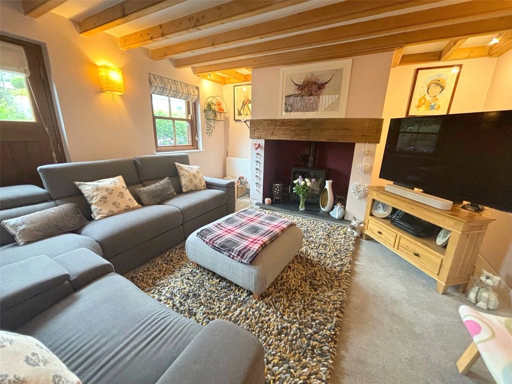 Property photo 2 of 31 Picture No. 08