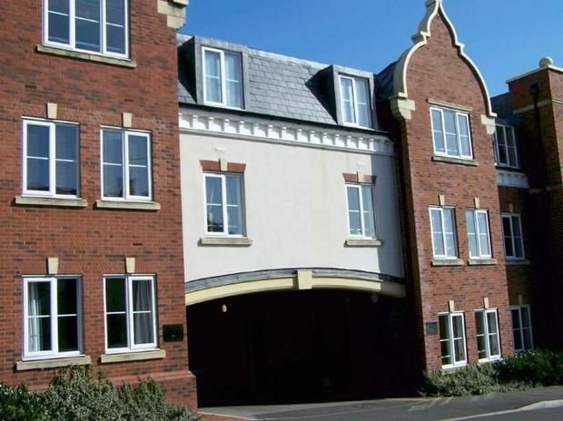 Property photo 1 of 6 Front