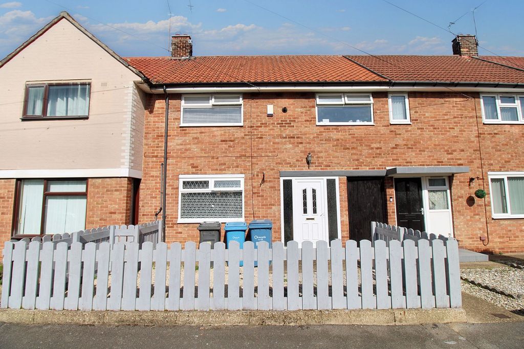 Property photo 1 of 12