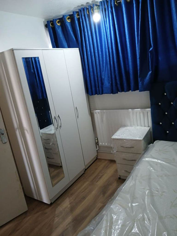 Property photo 3 of 6