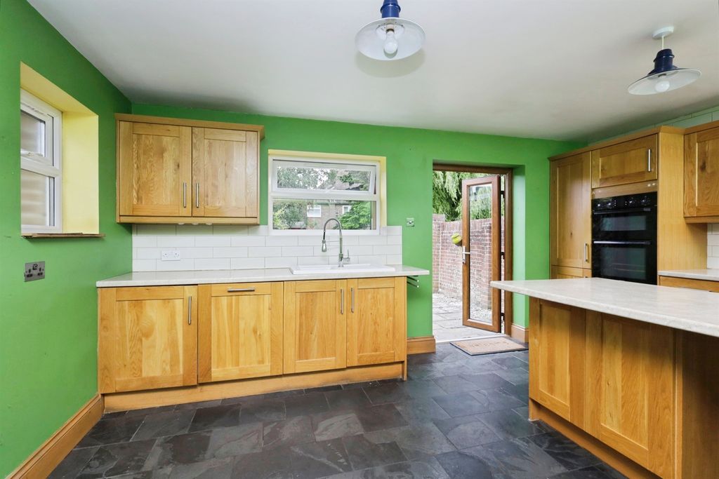 Property photo 3 of 15